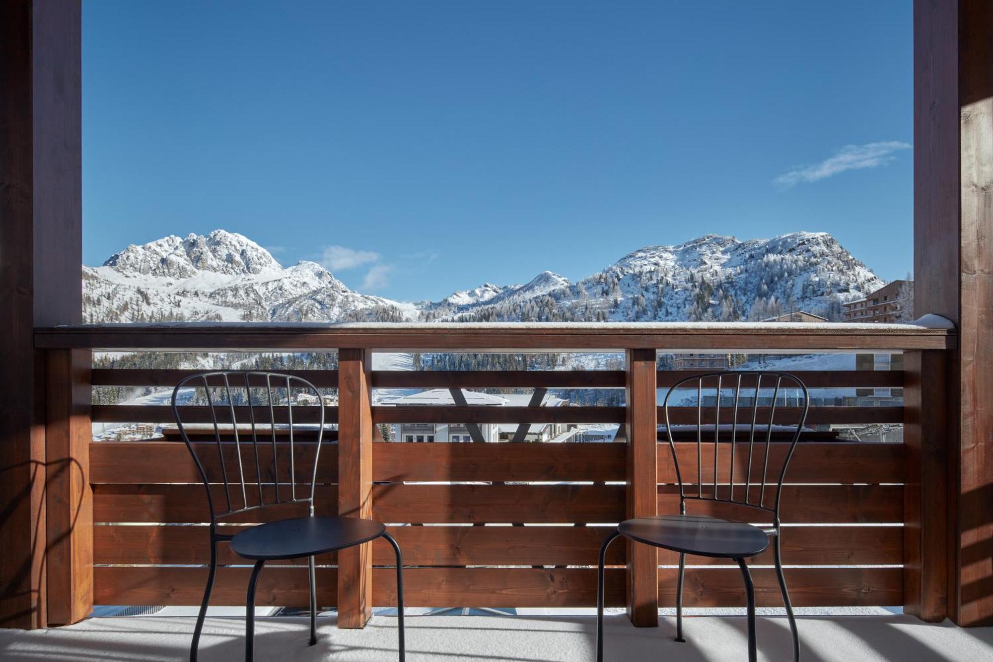Hotel Wulfenia 4S - Adults Only Sonnenalpe Nassfeld Exterior foto