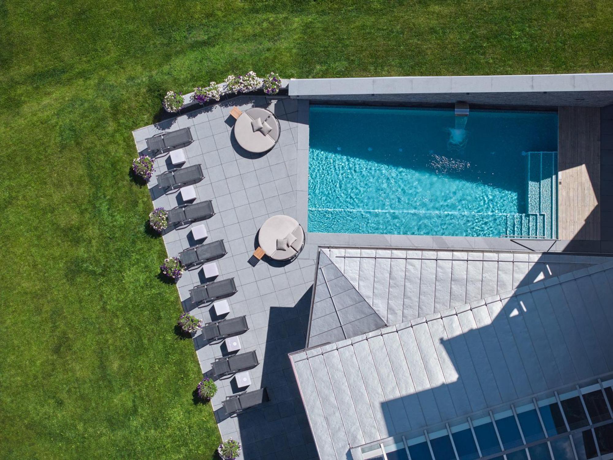 Hotel Wulfenia 4S - Adults Only Sonnenalpe Nassfeld Exterior foto